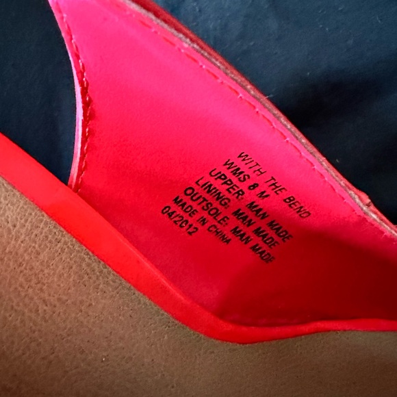 Kenneth Cole Reaction Cork Wedges, never worn - Picture 9 of 9